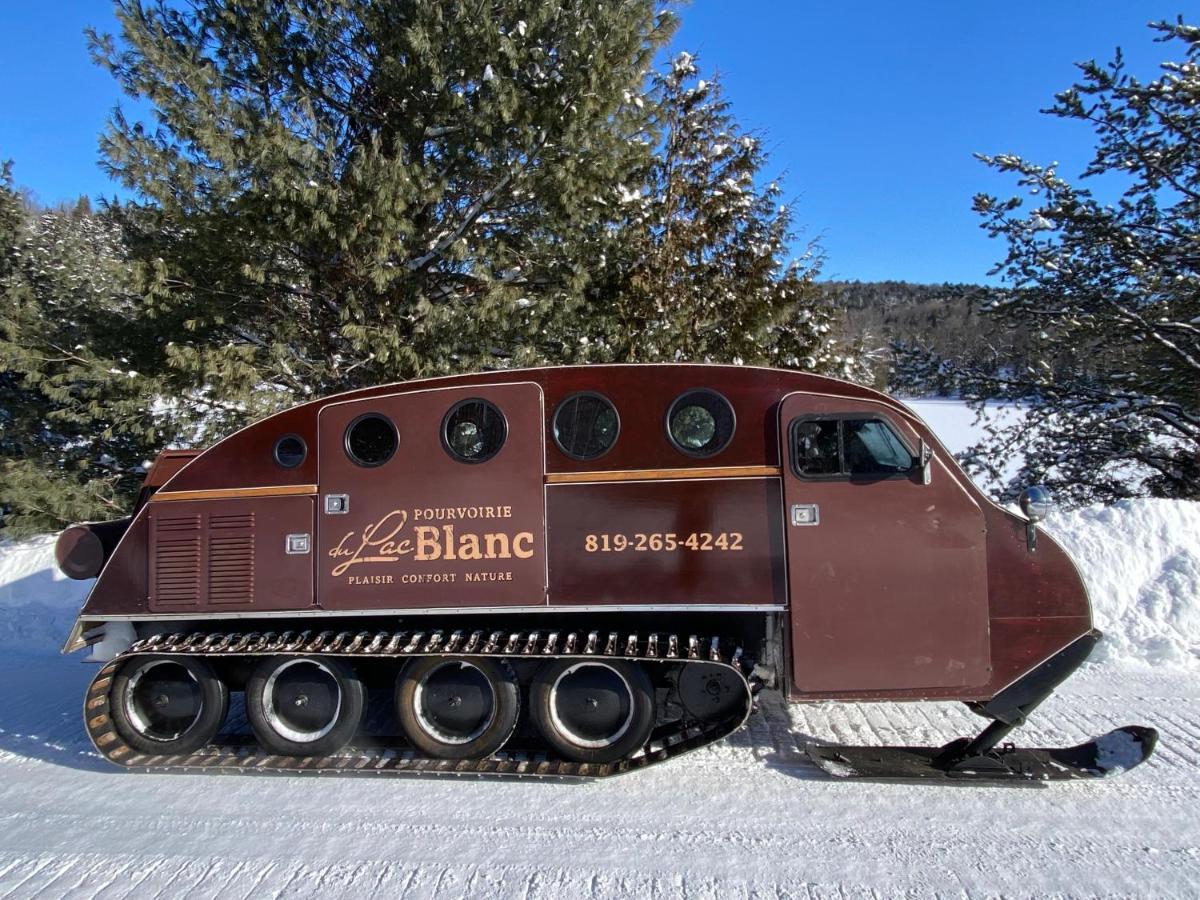 Pourvoirie Du Lac Blanc Saint-Alexis-des-Monts Exterior foto